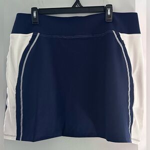 Movers Women’s PowerStretch Jersey Impact Performance Skort Sz XL NWT 
PTP 17.5”